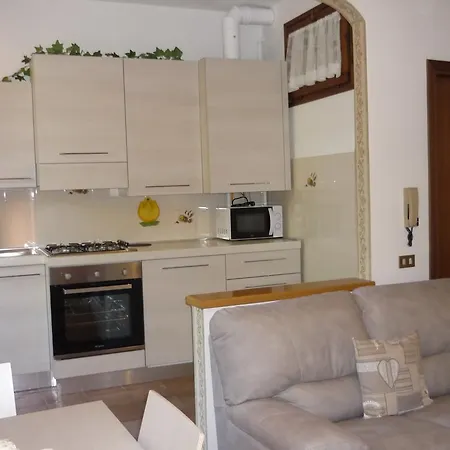 Serbelloni Holiday 20