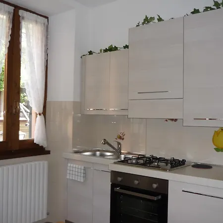 Serbelloni Holiday 20 公寓